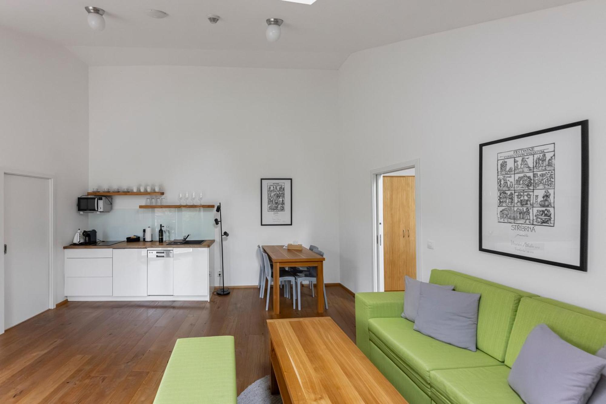 Vinarstvi Silova Apartment Микулов Екстериор снимка