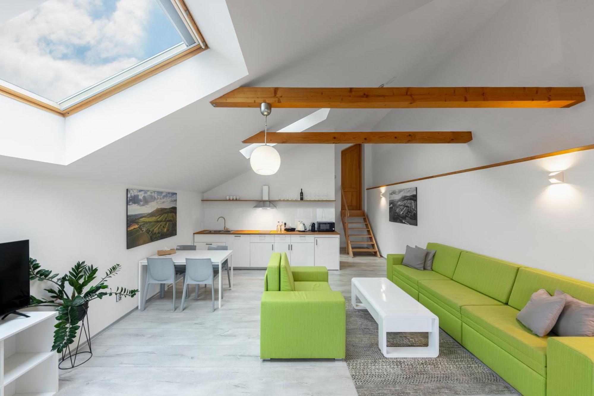 Vinarstvi Silova Apartment Микулов Екстериор снимка