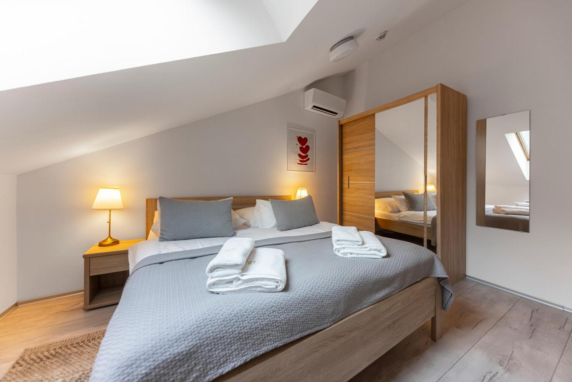 Vinarstvi Silova Apartment Микулов Екстериор снимка